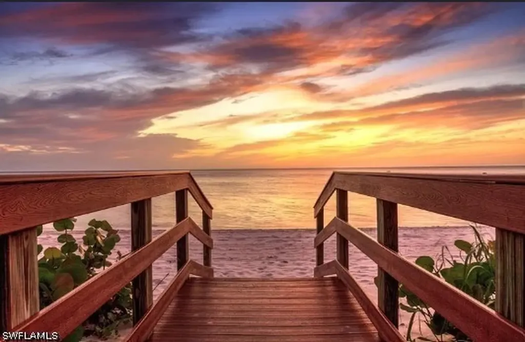 1371 Michigan Avenue Naples FL 34103