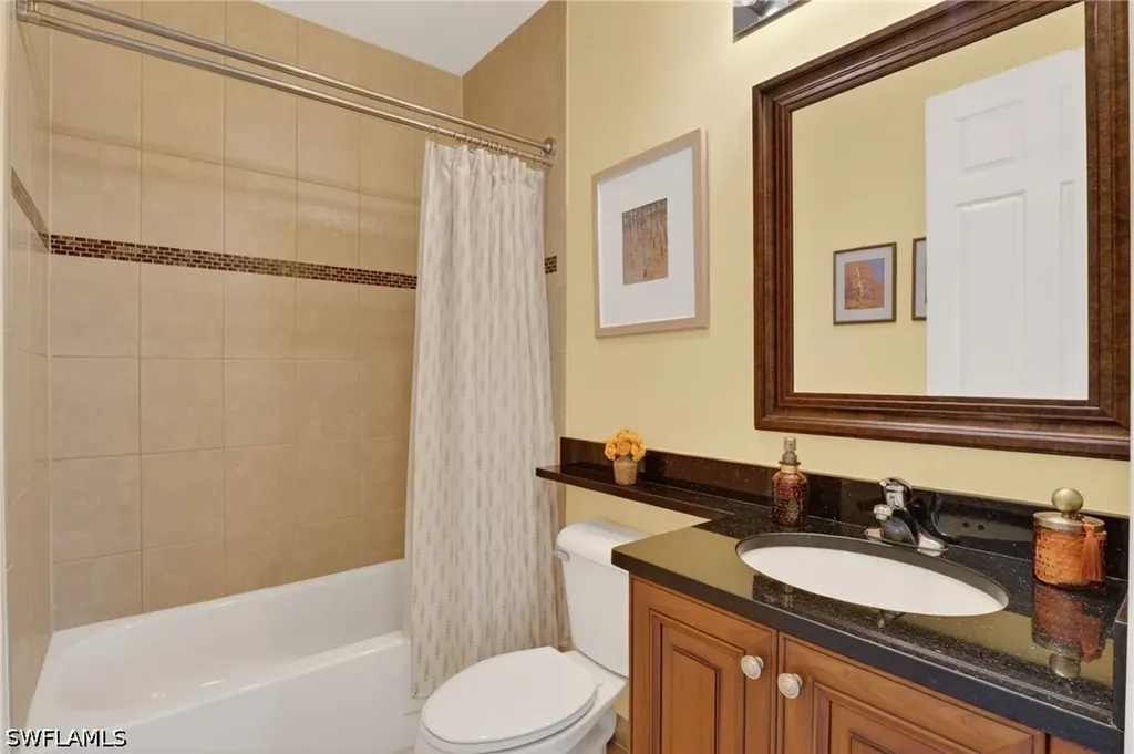 6598 Monterey Point Naples FL 34105
