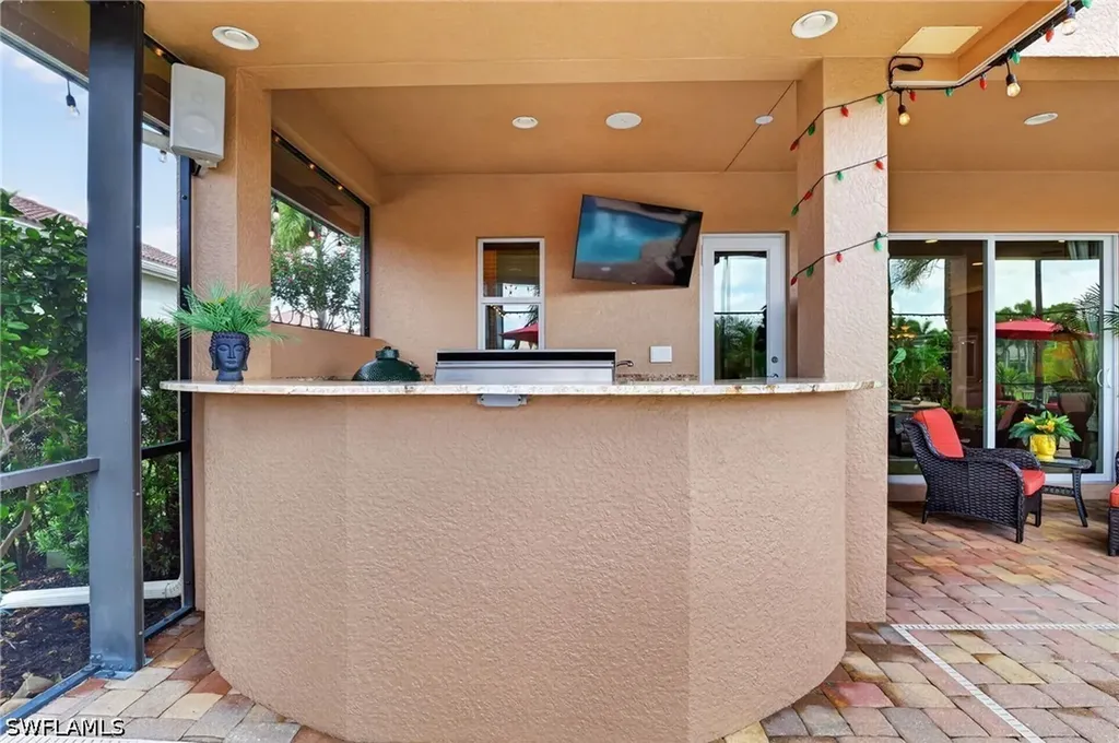 6598 Monterey Point Naples FL 34105