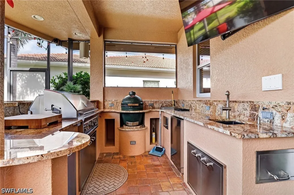 6598 Monterey Point Naples FL 34105
