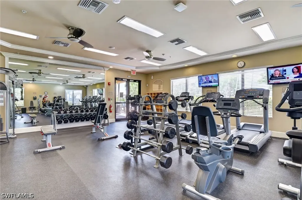 6598 Monterey Point Naples FL 34105