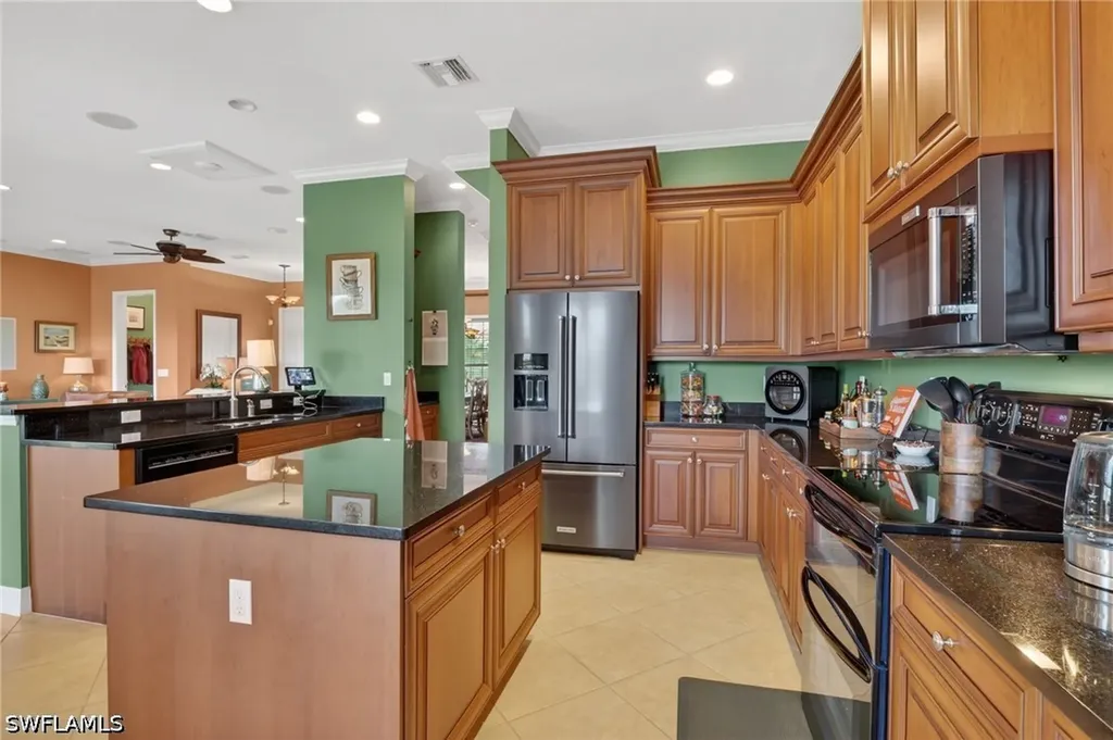 6598 Monterey Point Naples FL 34105