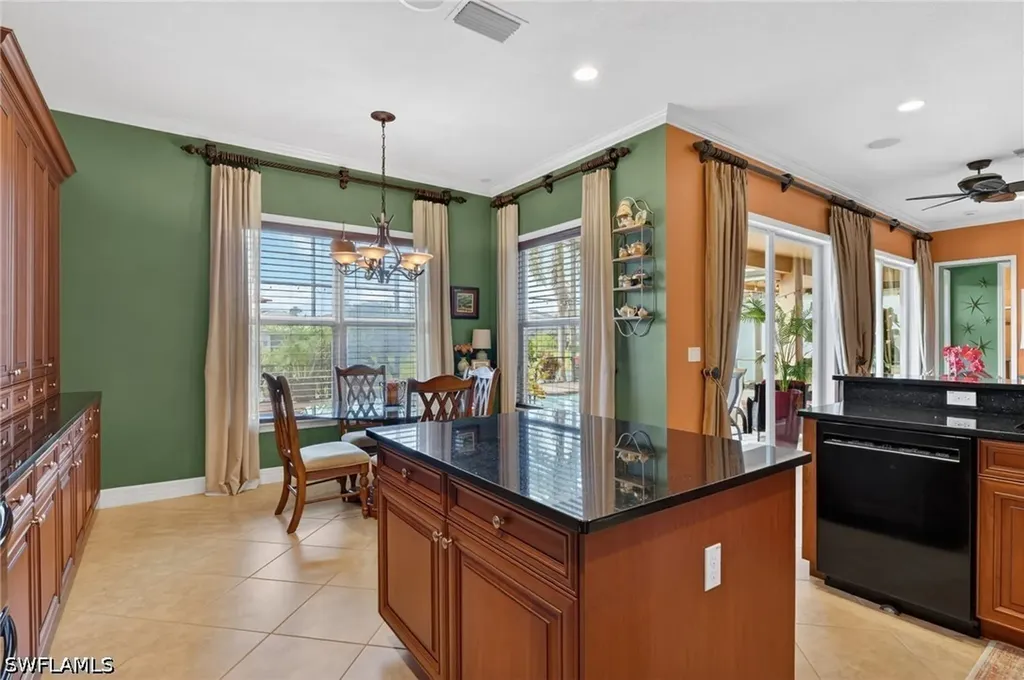 6598 Monterey Point Naples FL 34105