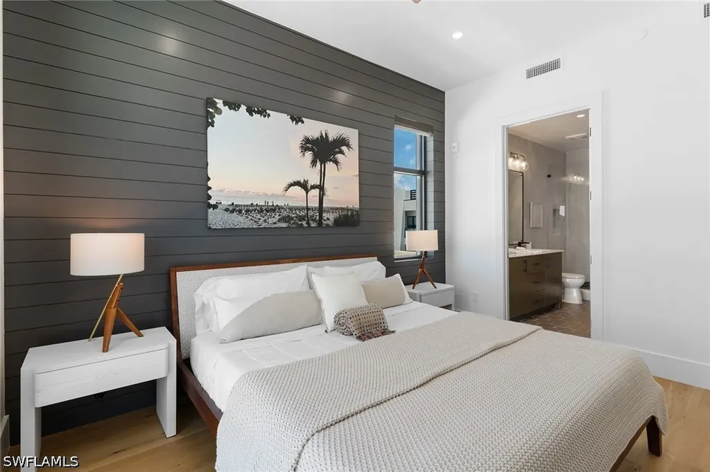 850 Central Avenue Naples FL 34102