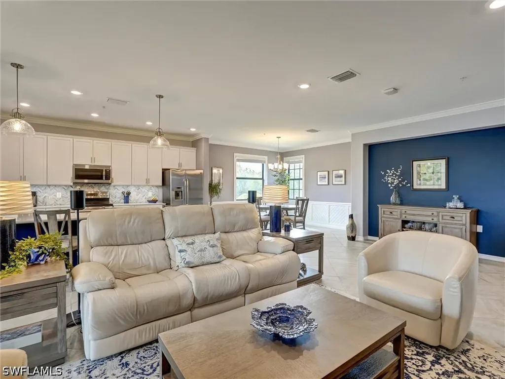 2359 Montserrat Lane Naples FL 34120