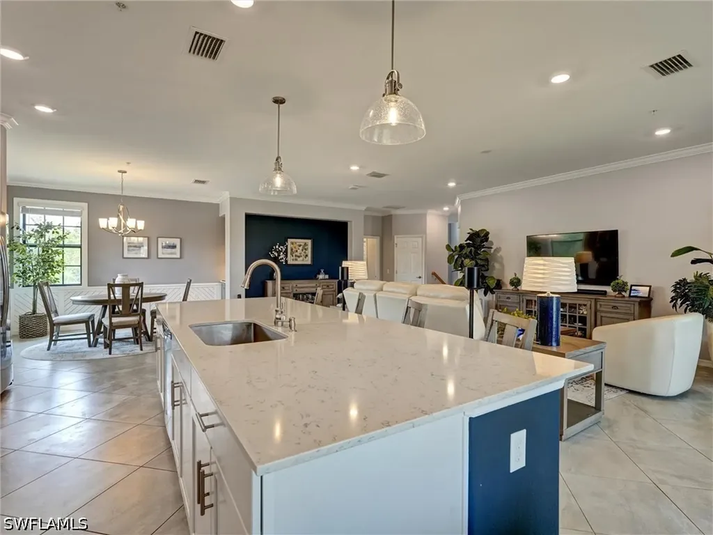 2359 Montserrat Lane Naples FL 34120