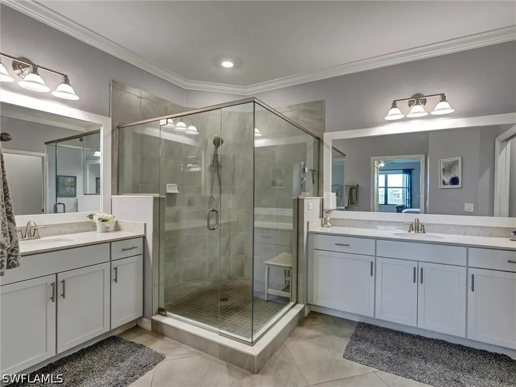 2359 Montserrat Lane Naples FL 34120