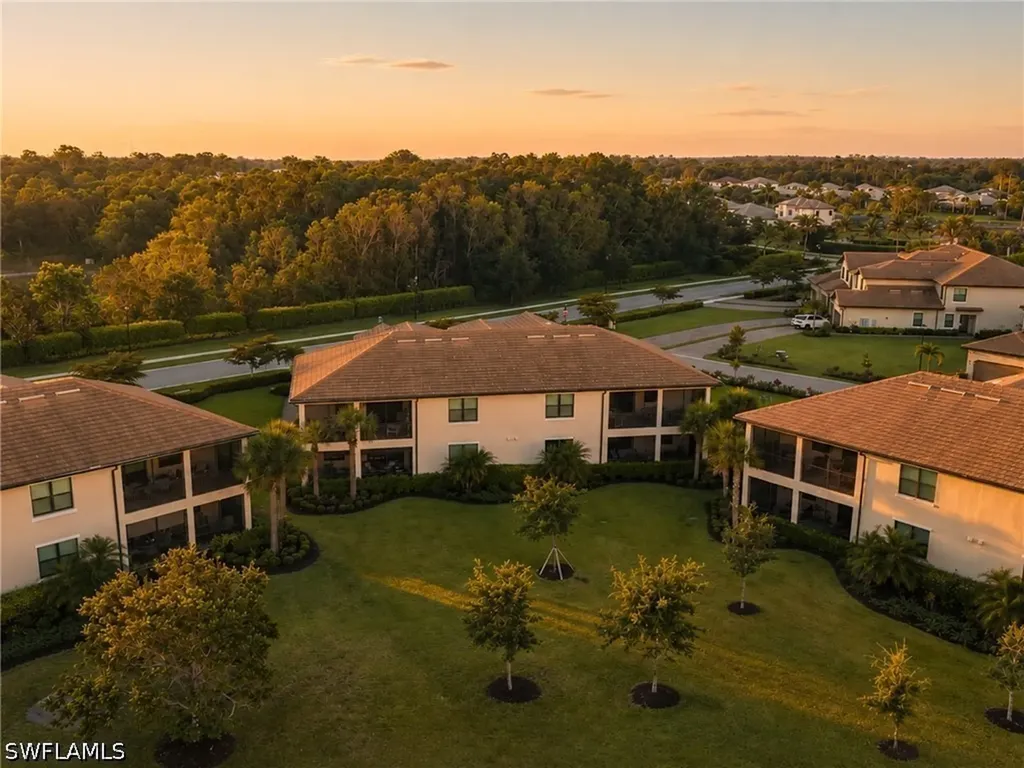 2359 Montserrat Lane Naples FL 34120