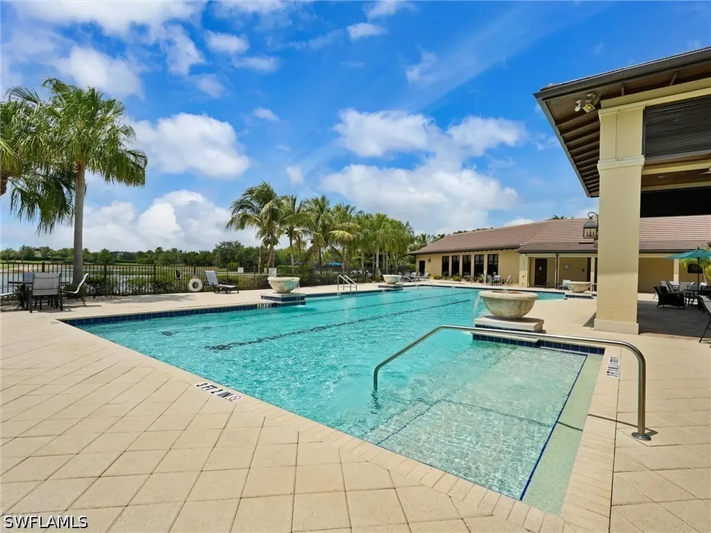 2359 Montserrat Lane Naples FL 34120