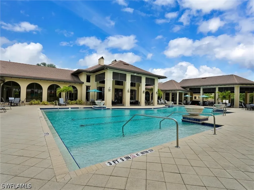 2359 Montserrat Lane Naples FL 34120