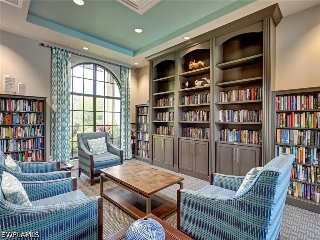 2359 Montserrat Lane Naples FL 34120