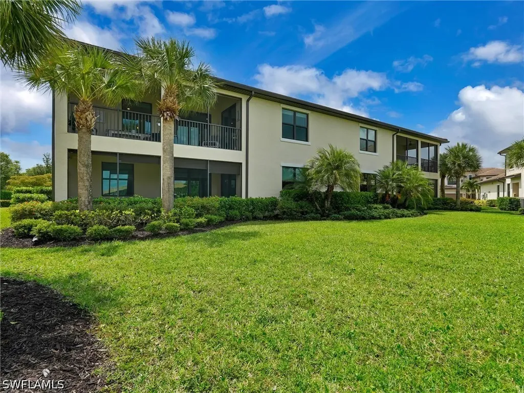 2359 Montserrat Lane Naples FL 34120