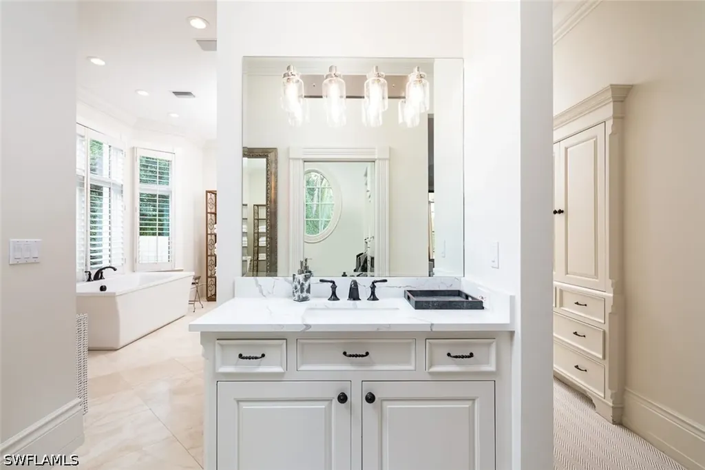 2595 Half Moon Walk Naples FL 34102
