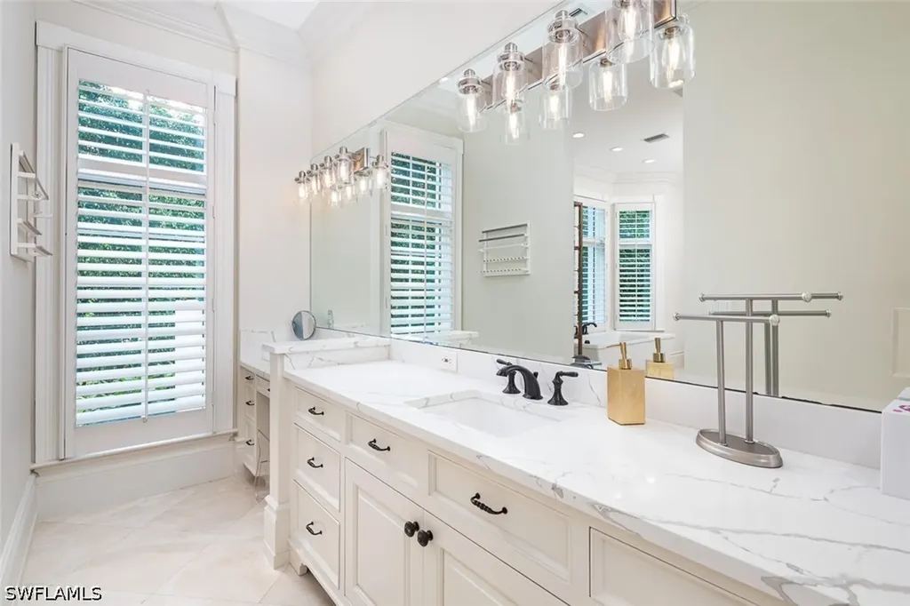 2595 Half Moon Walk Naples FL 34102