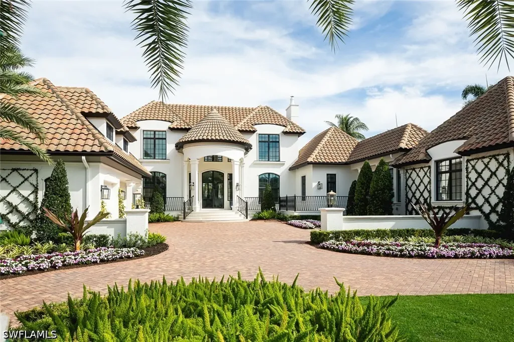 2595 Half Moon Walk Naples FL 34102