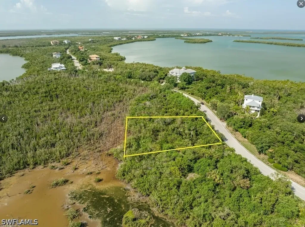822 Whiskey Creek Drive Marco Island FL 34145