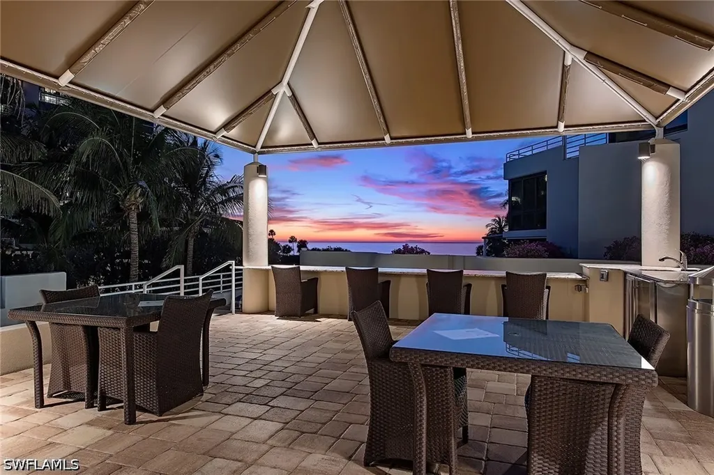 4751 Gulf Shore Boulevard N Naples FL 34103