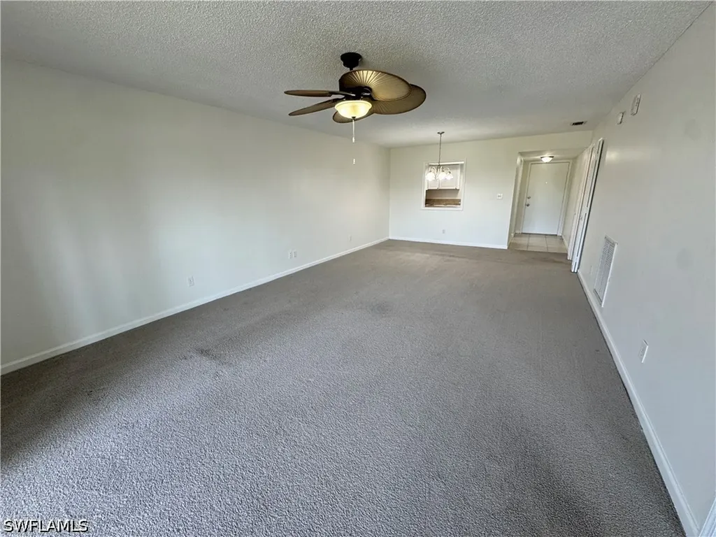 5667 Rattlesnake Hamm Road N Naples FL 34113