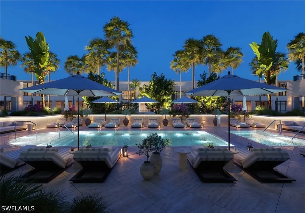 1075 6th Avenue S Naples FL 34102