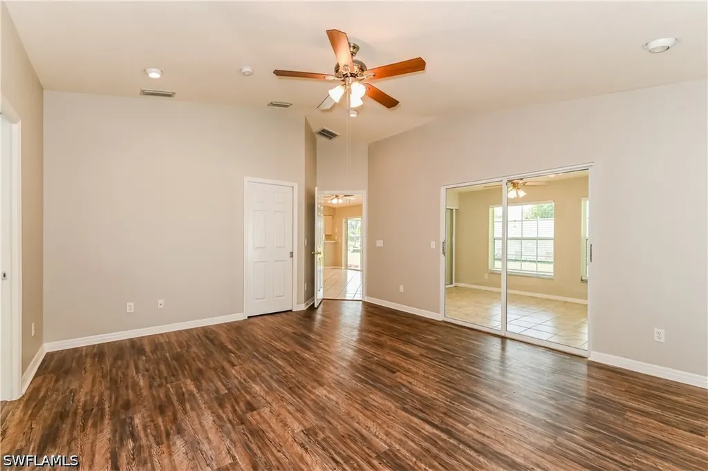 306 NE 17th Place Cape Coral FL 33909