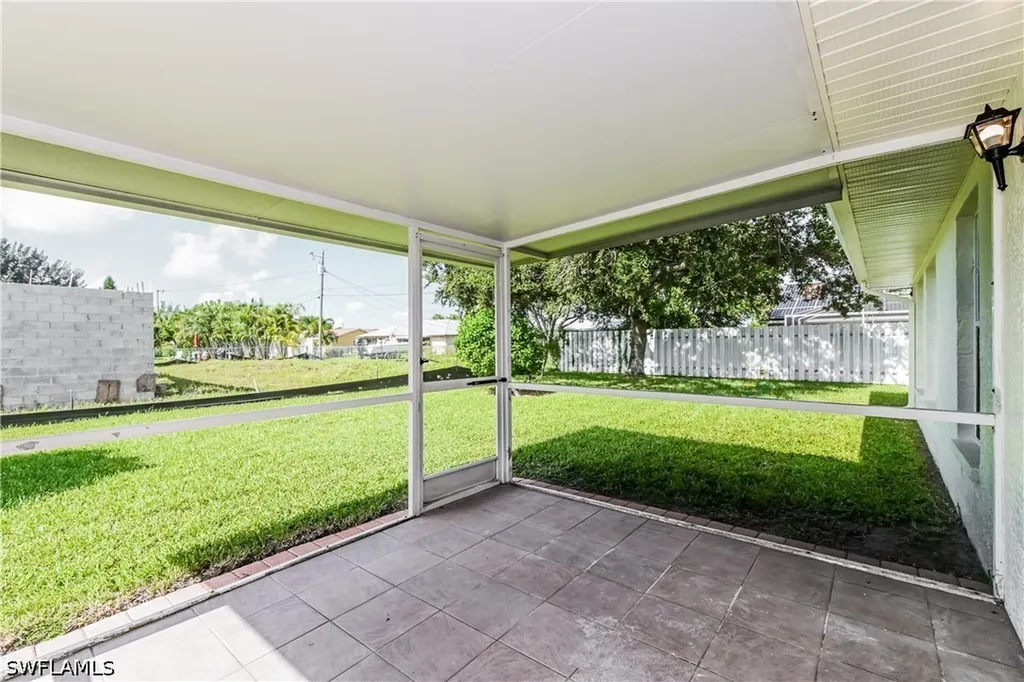 306 NE 17th Place Cape Coral FL 33909