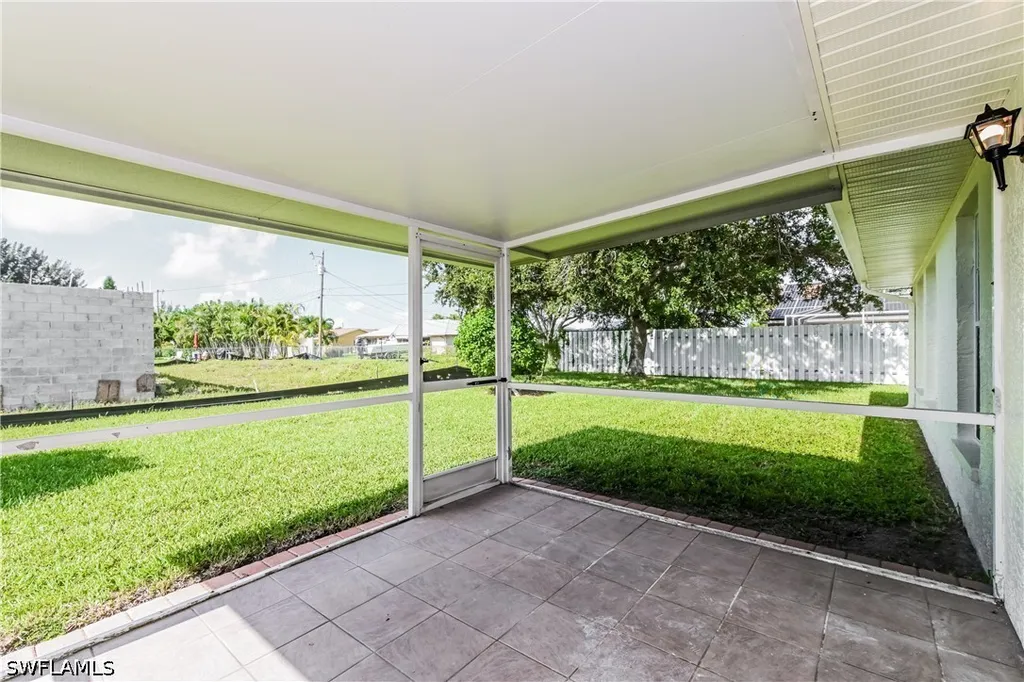 306 NE 17th Place Cape Coral FL 33909