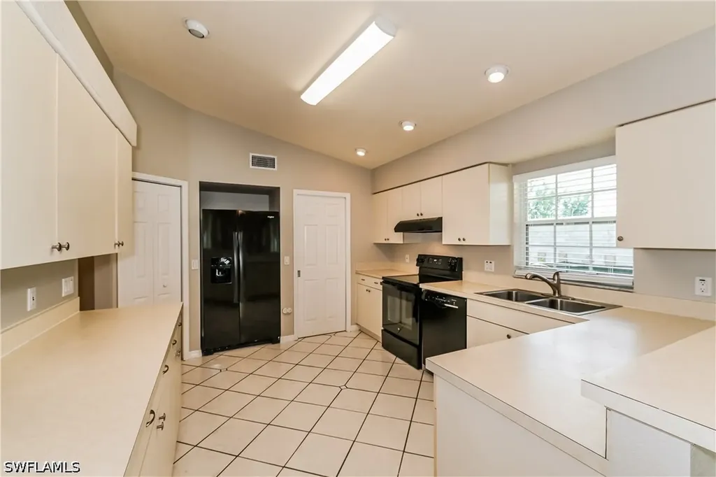 306 NE 17th Place Cape Coral FL 33909