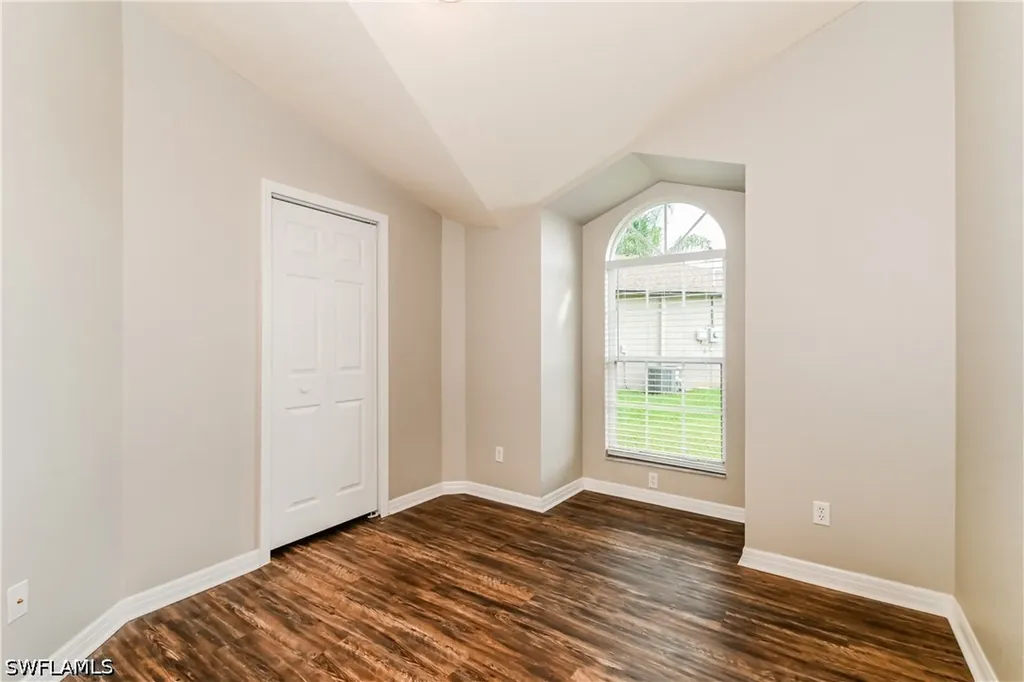 306 NE 17th Place Cape Coral FL 33909
