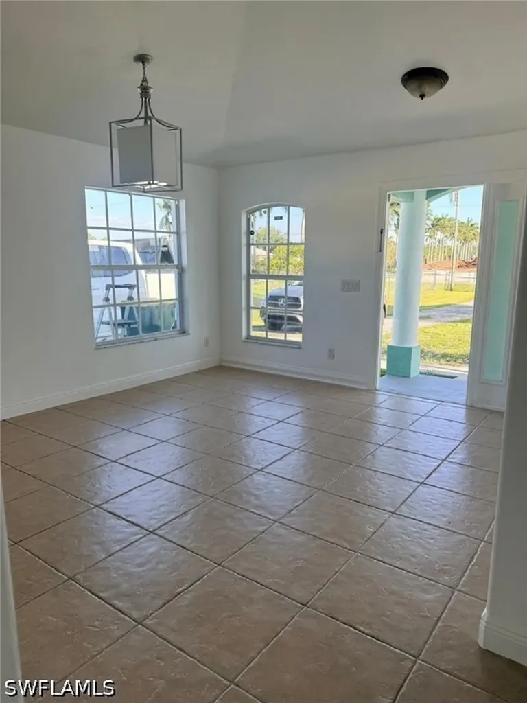 4383 22nd Avenue NE Naples FL 34120