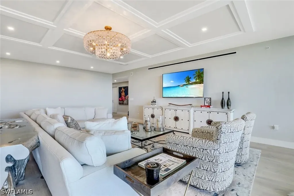 13915 Old Coast Road Naples FL 34110