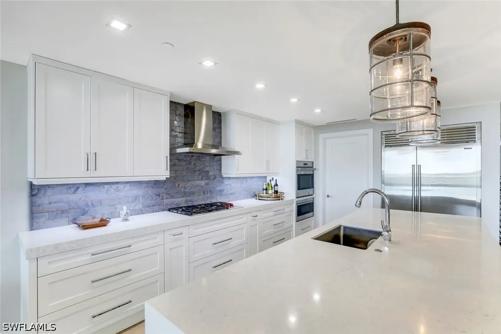 13915 Old Coast Road Naples FL 34110