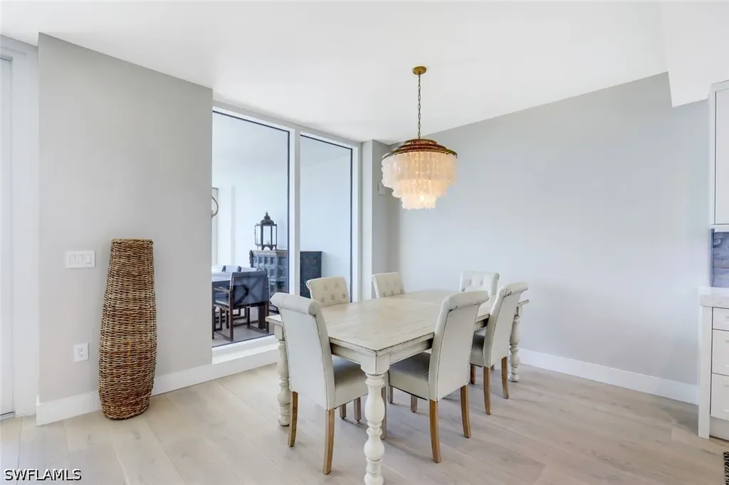 13915 Old Coast Road Naples FL 34110