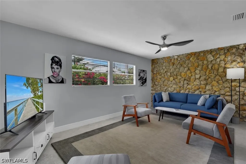 1155 6th Street S Naples FL 34102