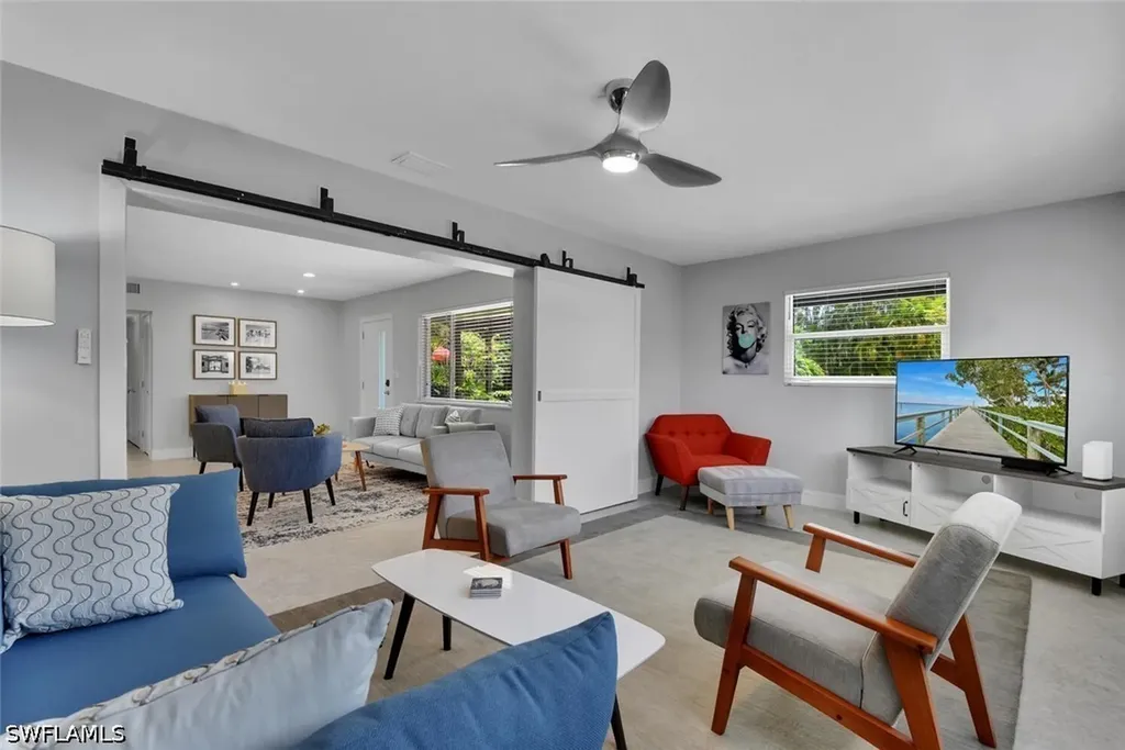 1155 6th Street S Naples FL 34102
