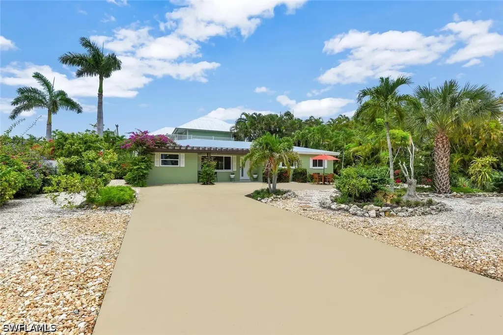 1155 6th Street S Naples FL 34102