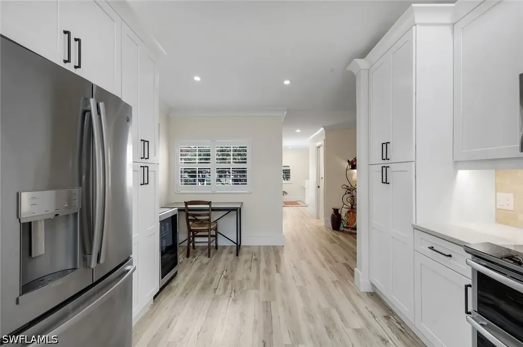 526 Lake Louise Circle Naples FL 34110