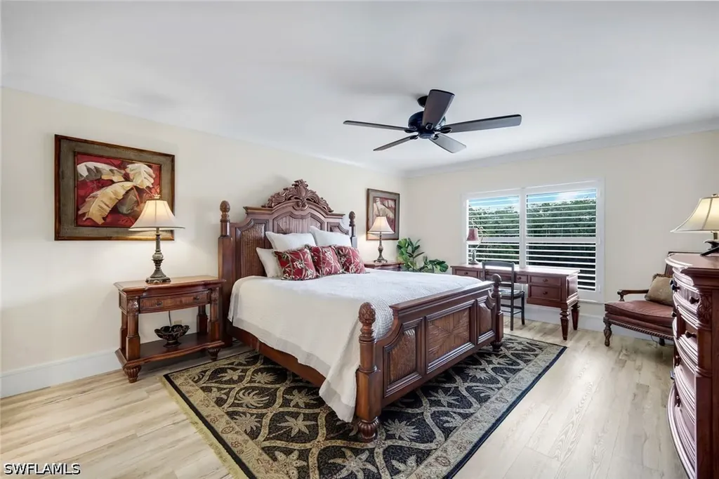 526 Lake Louise Circle Naples FL 34110
