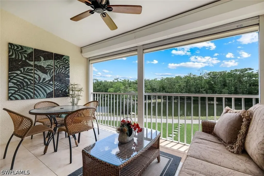 526 Lake Louise Circle Naples FL 34110