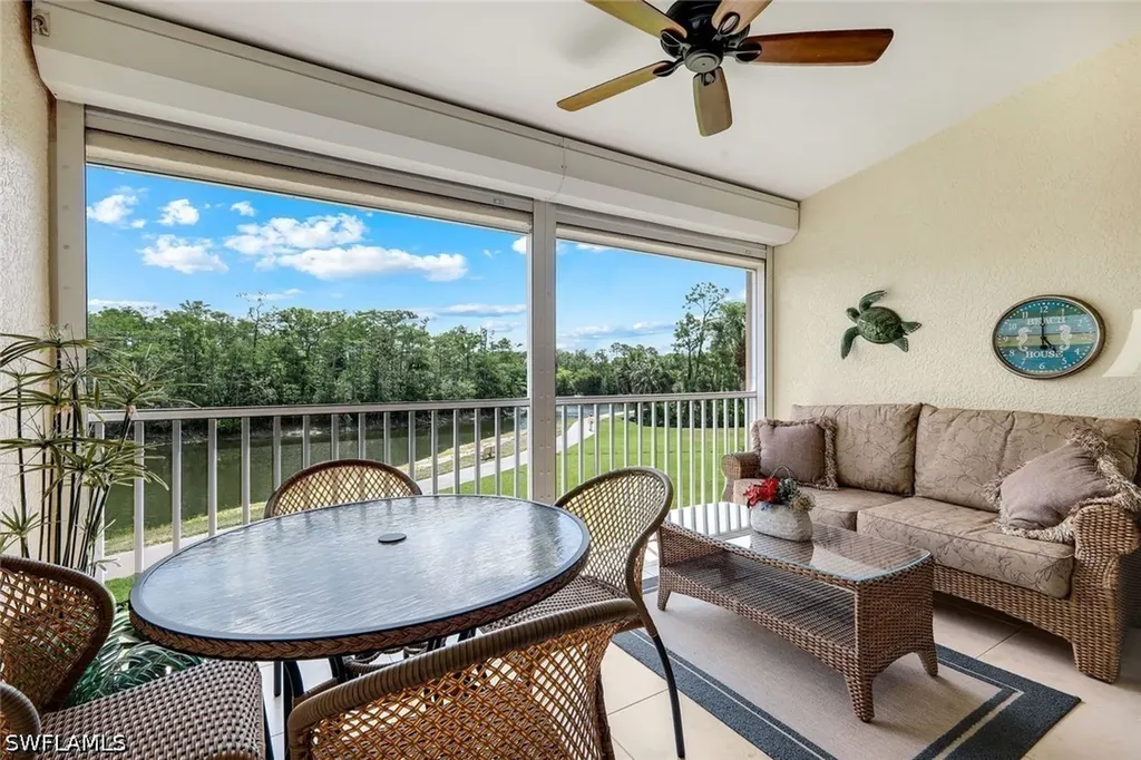 526 Lake Louise Circle Naples FL 34110