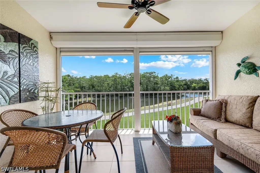 526 Lake Louise Circle Naples FL 34110