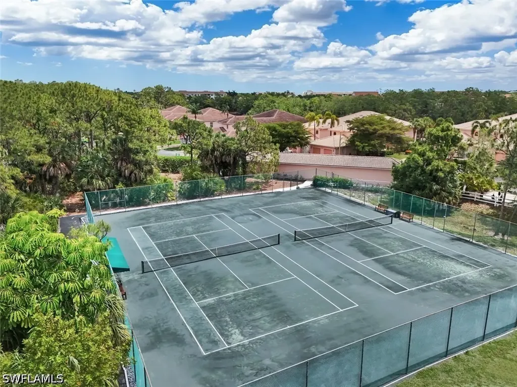 526 Lake Louise Circle Naples FL 34110