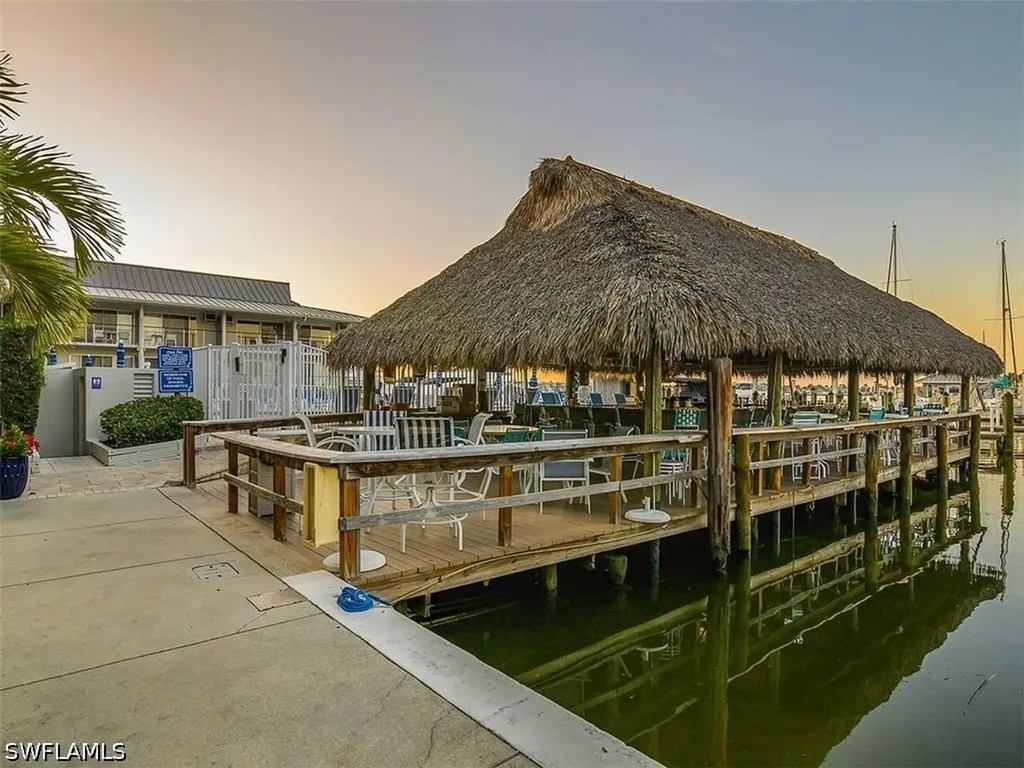 900 Broad Avenue S Naples FL 34102