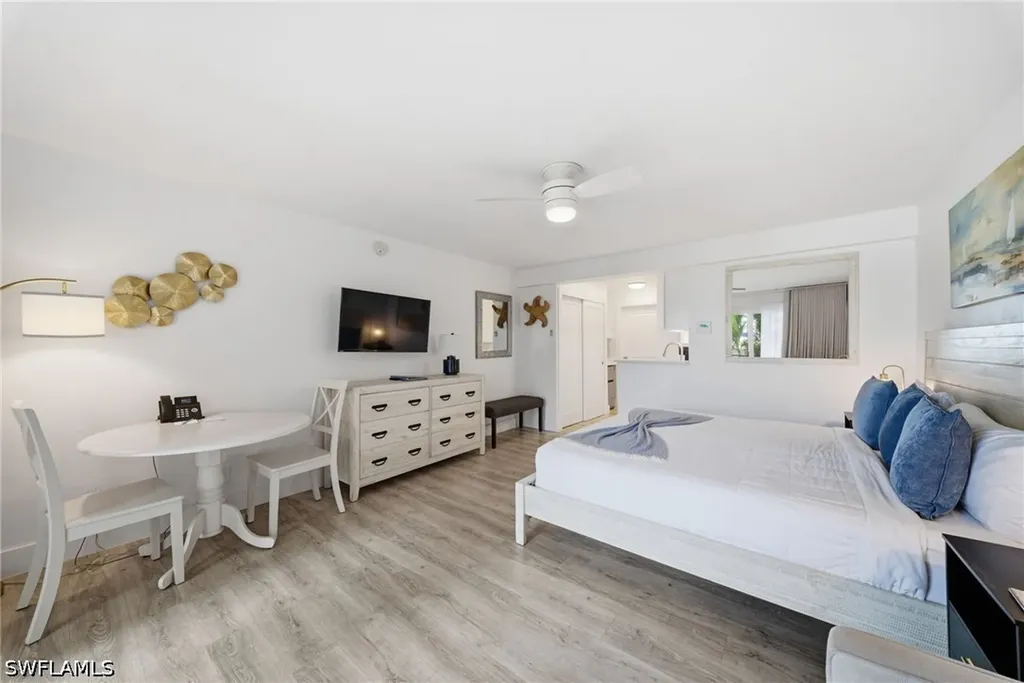900 Broad Avenue S Naples FL 34102