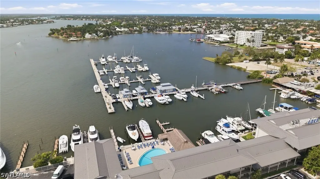 900 Broad Avenue S Naples FL 34102