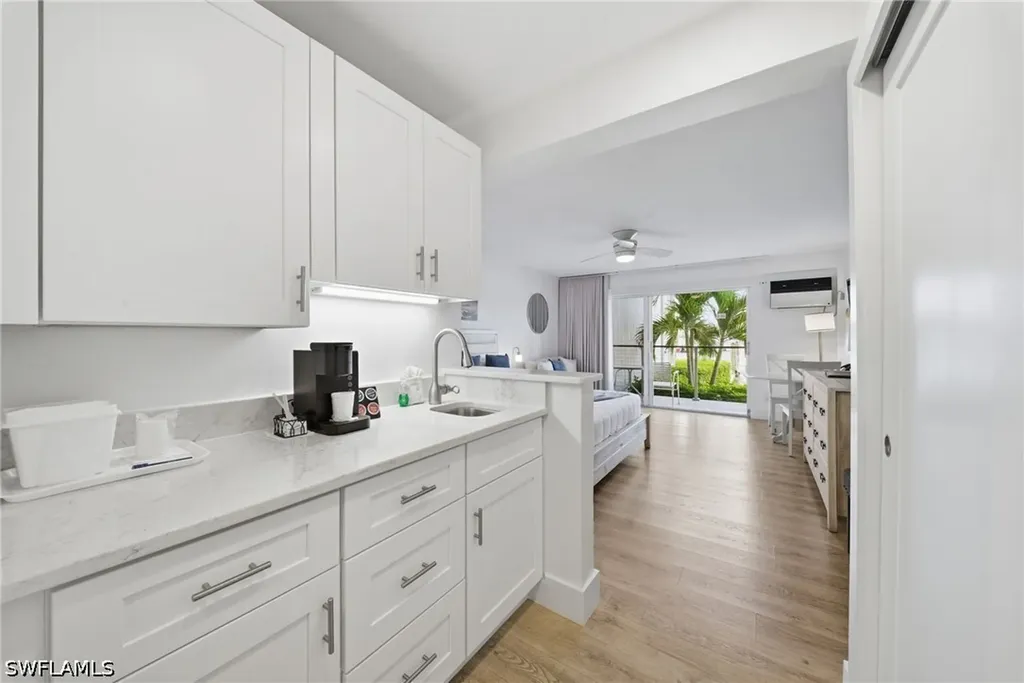 900 Broad Avenue S Naples FL 34102