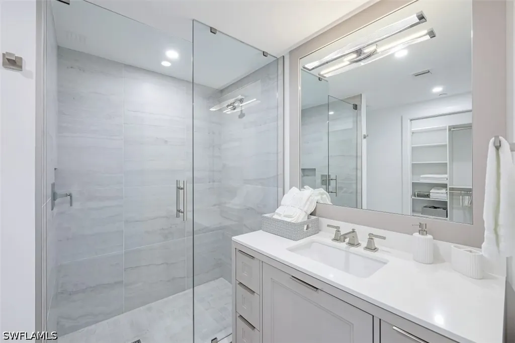 13935 Old Coast Road Naples FL 34110