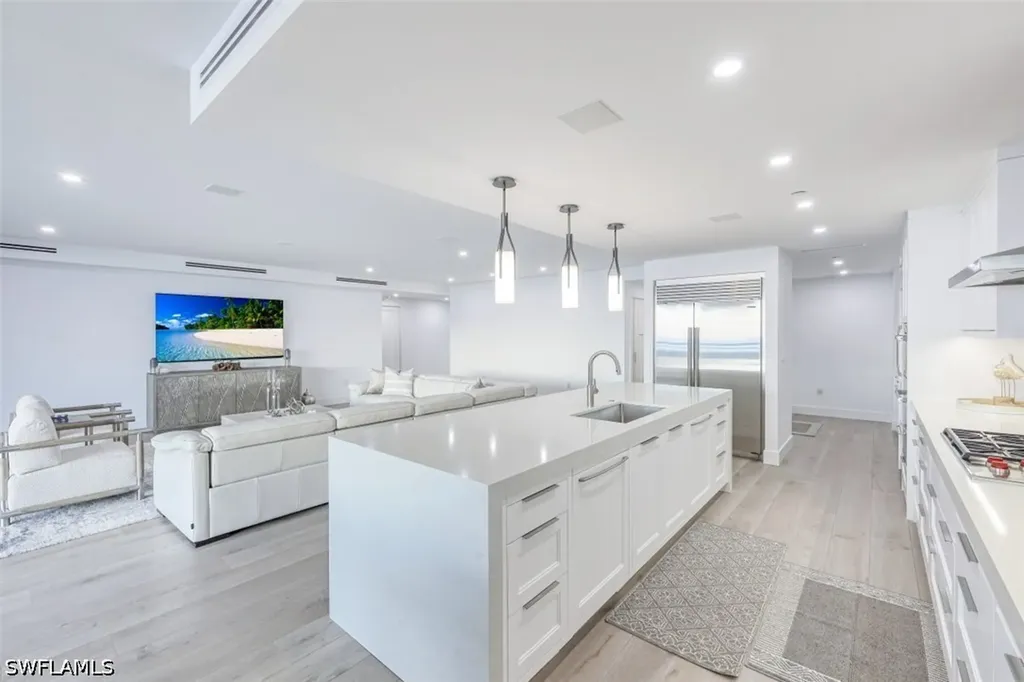 13935 Old Coast Road Naples FL 34110