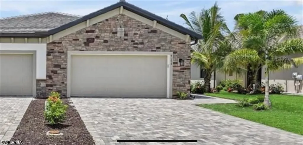 9170 Woodhurst Drive Naples FL 34120