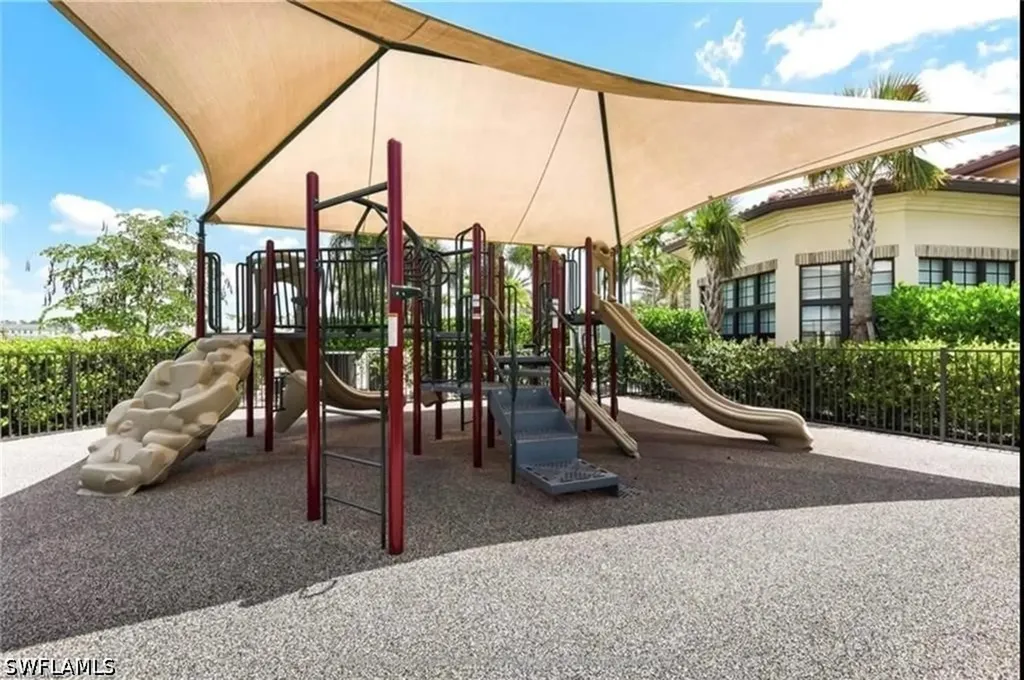 9170 Woodhurst Drive Naples FL 34120