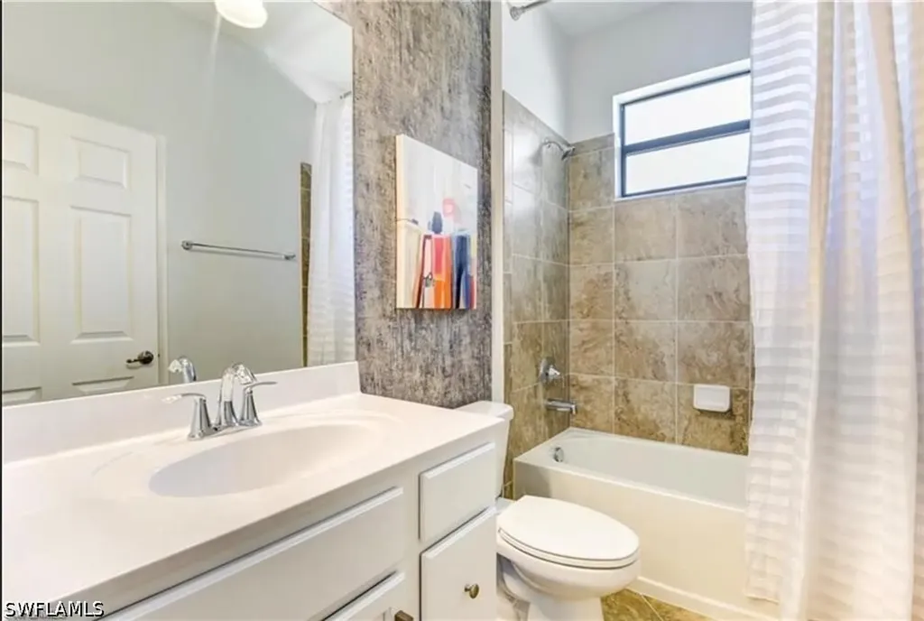9170 Woodhurst Drive Naples FL 34120